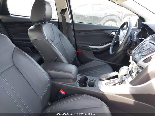 2014 FORD FOCUS SE VIN: 1FADP3K28EL462850