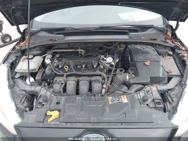 2016 FORD FOCUS SE VIN: 1FADP3F25GL369040
