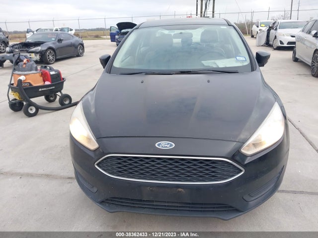 2016 FORD FOCUS SE VIN: 1FADP3F25GL369040