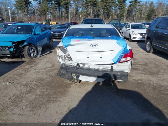 Hyundai Accent Value Edition 2017 KMHCT4AE3HU363270 Image 16