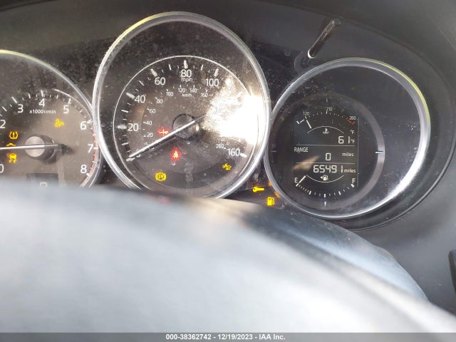 Mazda py 2017 JM1GL1V54H1155916 Image 24