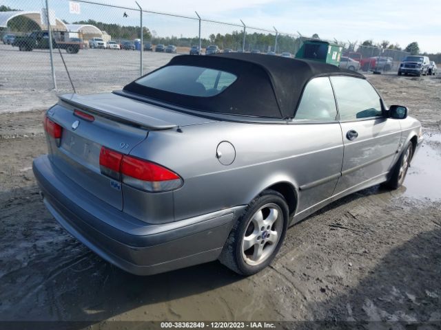 2001 SAAB 9-3 YS3DF78K017000516 Photo 3