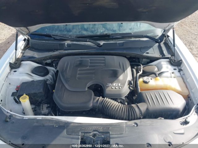 2C3CDXBGXFH832216 Dodge Charger Se