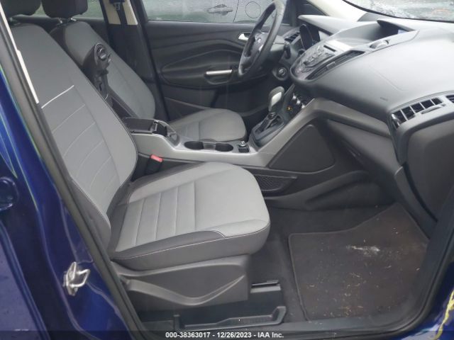 1FMCU0G75FUC61366 Ford ESCAPE SE