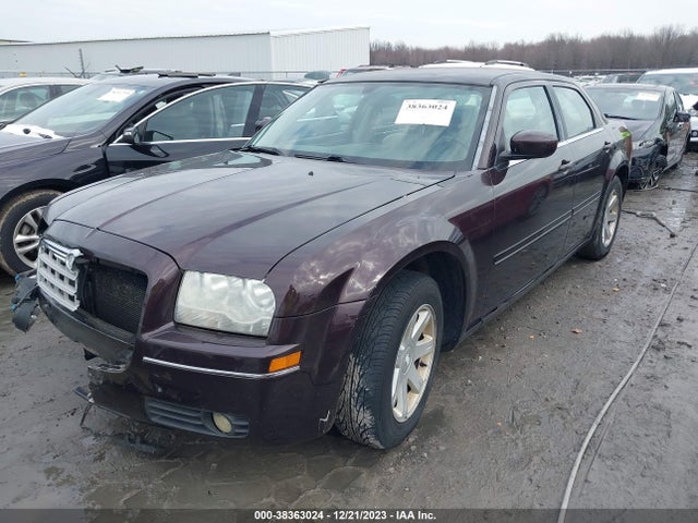 38363024 :رقم المزاد ، 2C3JA53G15H106262 vin ، 2005 Chrysler 300 Touring مزاد بيع