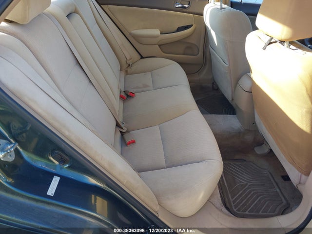 2004 HONDA ACCORD 2.4 LX VIN: 1HGCM56394A133082