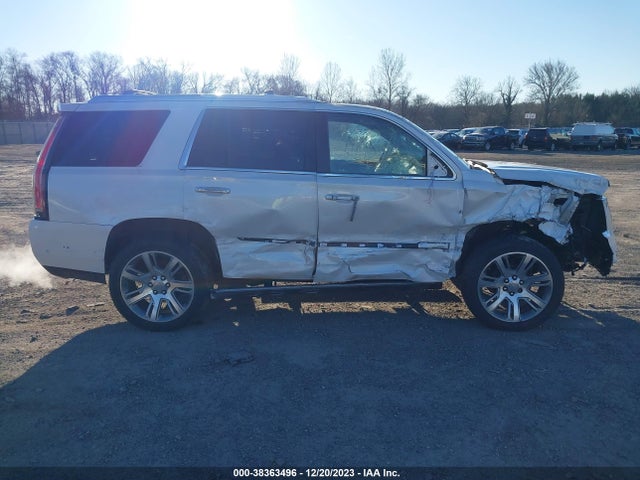 1GYS4CKJ3JR182398 Cadillac Escalade Premium Luxury