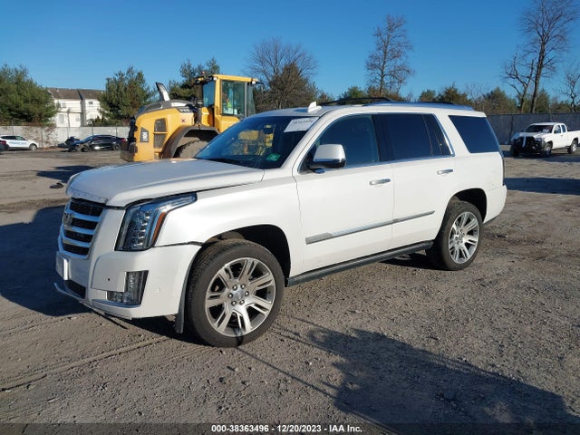 1GYS4CKJ3JR182398 Cadillac Escalade Premium Luxury