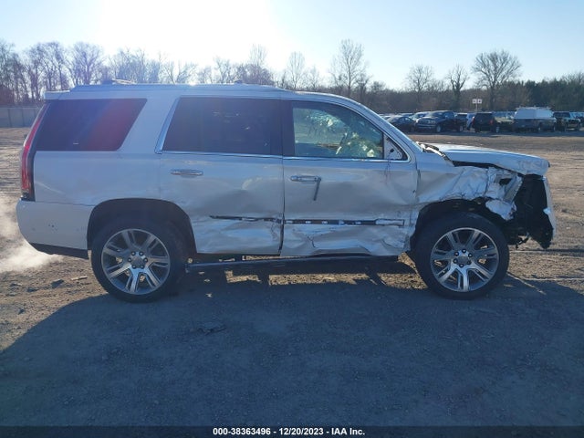 1GYS4CKJ3JR182398 Cadillac Escalade Premium Luxury