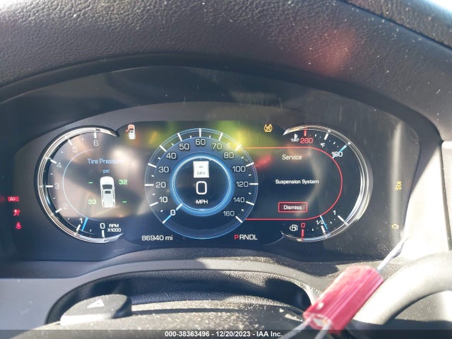 1GYS4CKJ3JR182398 Cadillac Escalade Premium Luxury