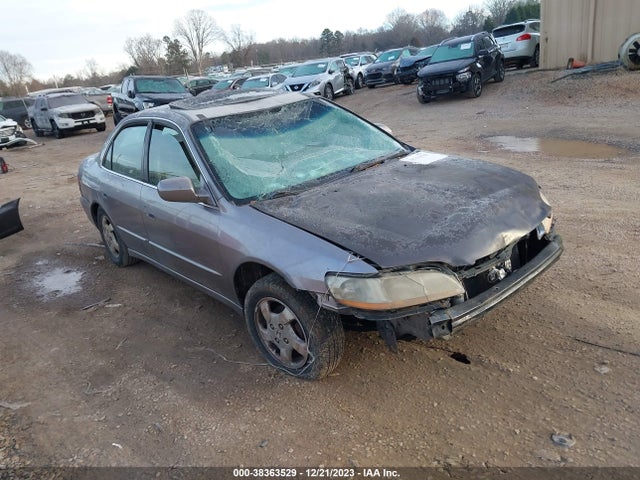 2000 HONDA ACCORD 2.3 EX VIN: 1HGCG6681YA027630