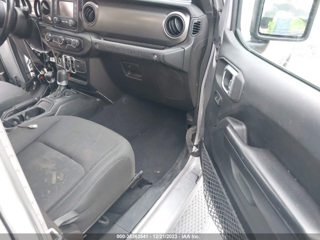 1C4HJXDN1KW596301 Jeep Wrangler Unlimited Sport S 4x4