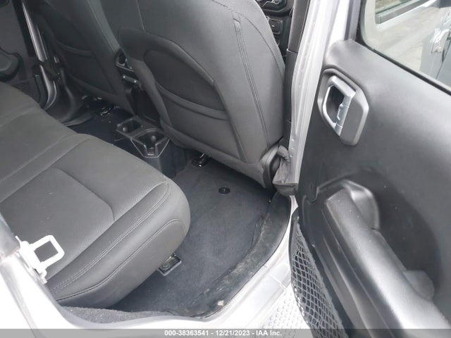 1C4HJXDN1KW596301 Jeep Wrangler Unlimited Sport S 4x4