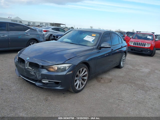 38363768 :رقم المزاد ، WBA3A5C51DF600038 vin ، 2013 Bmw 328i مزاد بيع