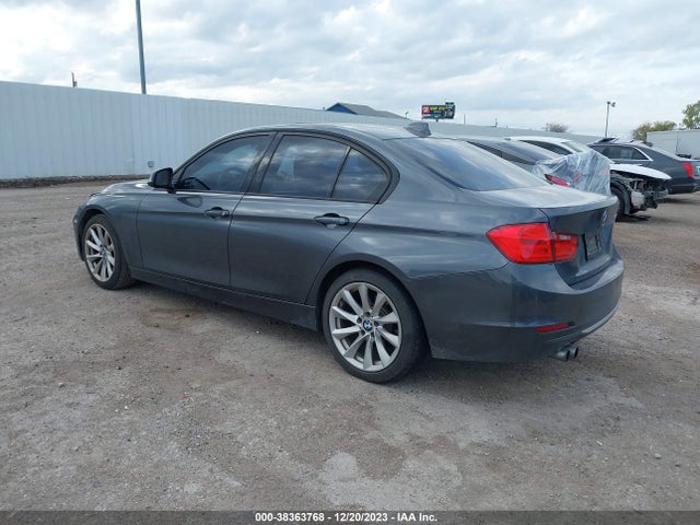 38363768 :رقم المزاد ، WBA3A5C51DF600038 vin ، 2013 Bmw 328i مزاد بيع