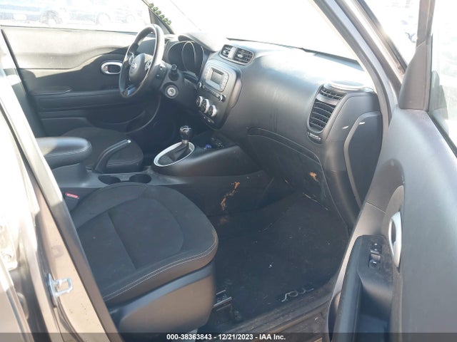 KIA Soul 2016 KNDJN2A2XG7389524 Image 5