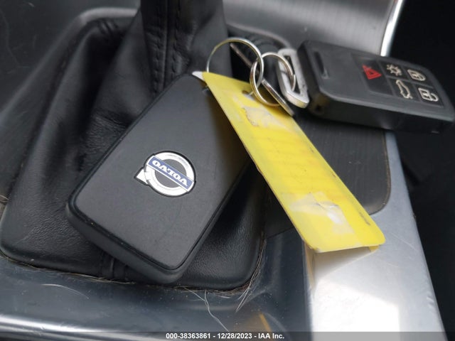 2015 VOLVO S60 T5 PREMIER VIN: YV126MFK7F1342288