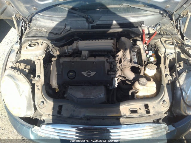 2011 MINI COOPER WMWSU3C55BT091335 Photo 9