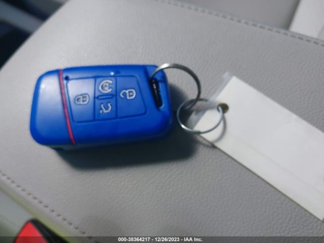 2022 VOLKSWAGEN TIGUAN 3VV2B7AX9NM042888 Photo 10