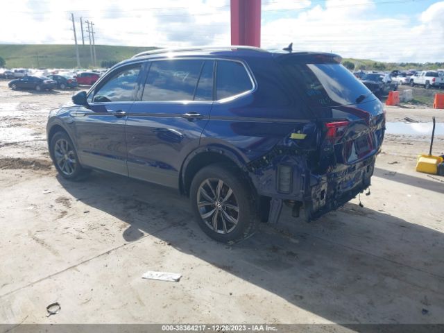2022 VOLKSWAGEN TIGUAN 3VV2B7AX9NM042888 Photo 2