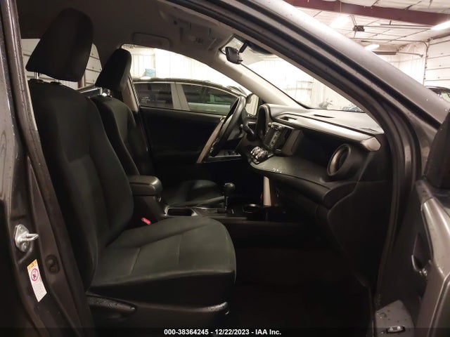 Toyota RAV4 LE 2017 JTMBFREV3HJ134796 Image 5