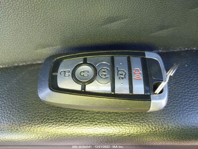 1FMCU9H97LUA04533 Ford ESCAPE SEL