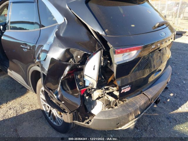 1FMCU9H97LUA04533 Ford ESCAPE SEL