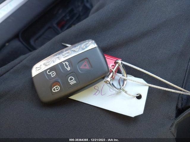 2019 JAGUAR F-PACE SADCK2GX7KA390831 Photo 10