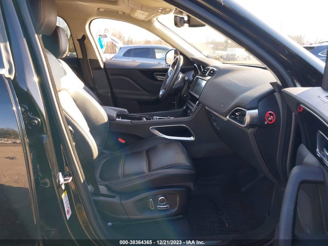 2019 JAGUAR F-PACE SADCK2GX7KA390831 Photo 4