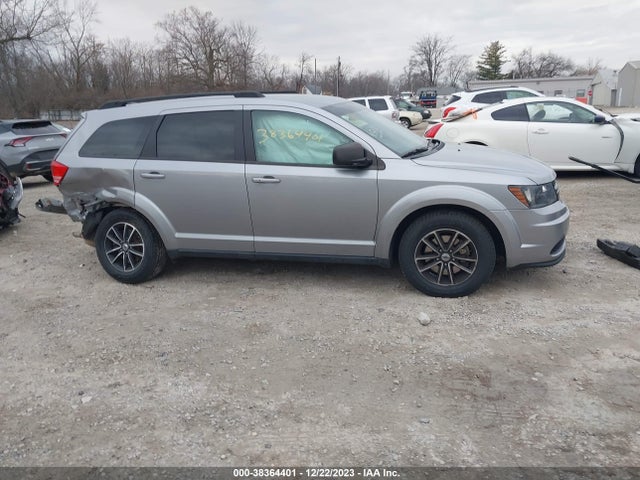 2018 DODGE JOURNEY SE VIN: 3C4PDCAB5JT509185