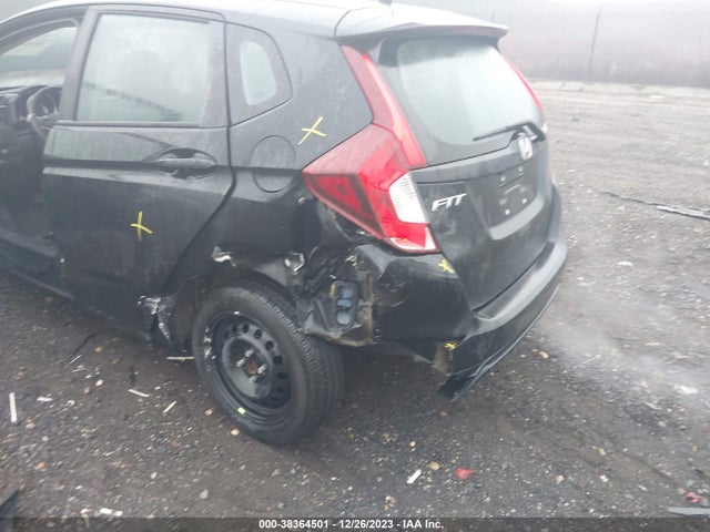 Honda FIT LX 2020 3HGGK5H42LM705009 Image 6