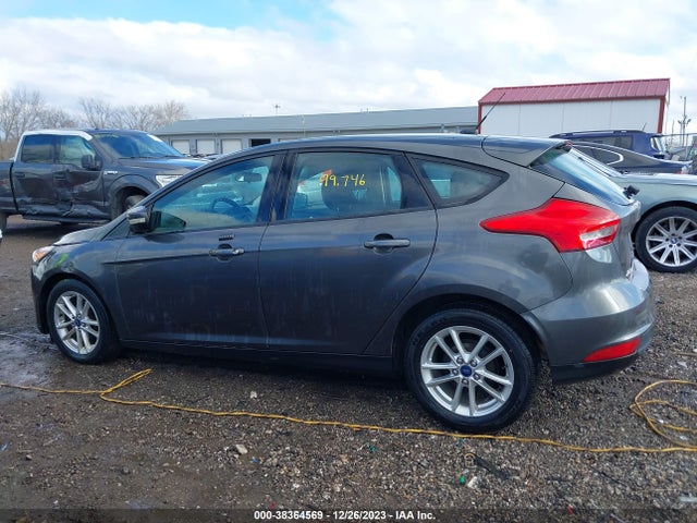 2015 FORD FOCUS SE VIN: 1FADP3K29FL383673