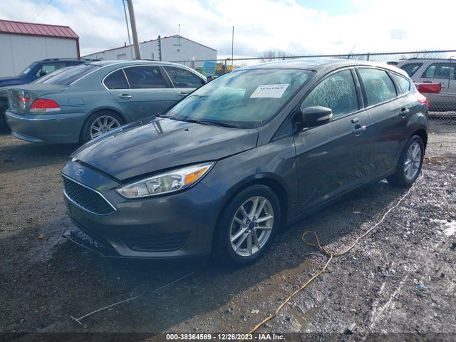 2015 FORD FOCUS SE VIN: 1FADP3K29FL383673