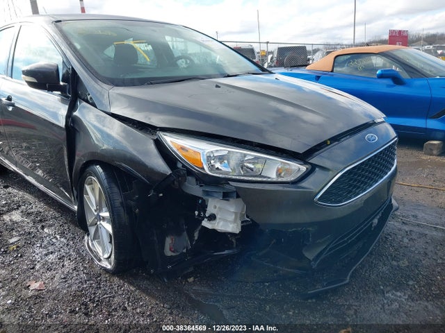 2015 FORD FOCUS SE VIN: 1FADP3K29FL383673