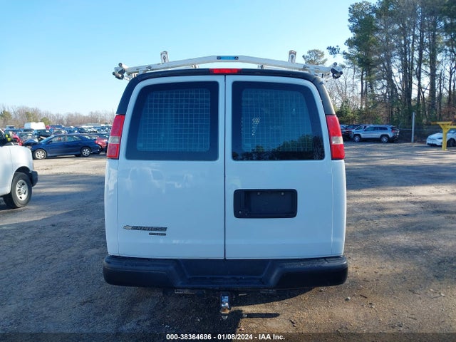 Chevrolet Express 2500 Work Van 2016 1GCWGAFF5G1162458 Image 16