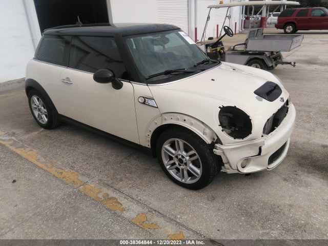 2010 MINI COOPER S WMWMF7C50ATX42380 Photo 0