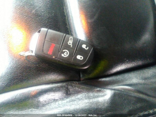 2018 JEEP GRAND CHEROKEE 1C4RJFBGXJC388565 Photo 10