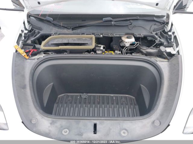 2021 TESLA MODEL Y 5YJYGDEE1MF082502 Photo 9