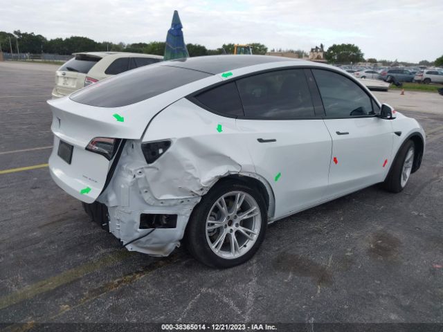 2021 TESLA MODEL Y 5YJYGDEE1MF082502 Photo 3
