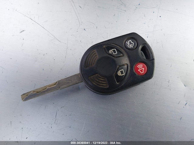 Ford FOCUS S 2017 1FADP3E27HL277740 Image 11