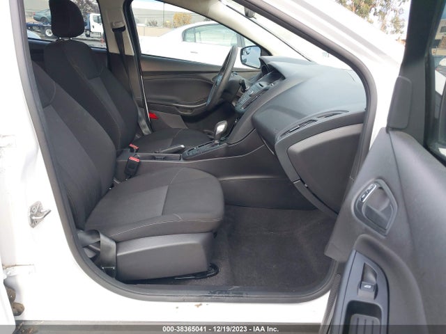 Ford FOCUS S 2017 1FADP3E27HL277740 Image 5