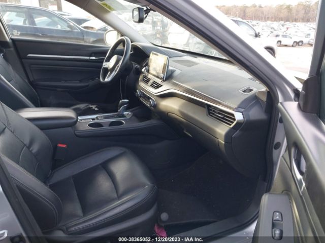 1N4BL4EV2KC173229 Nissan Altima 2.5 Sl