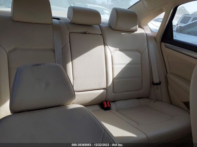 1VWAS7A37FC117627 Volkswagen Passat 1.8t Limited Edition