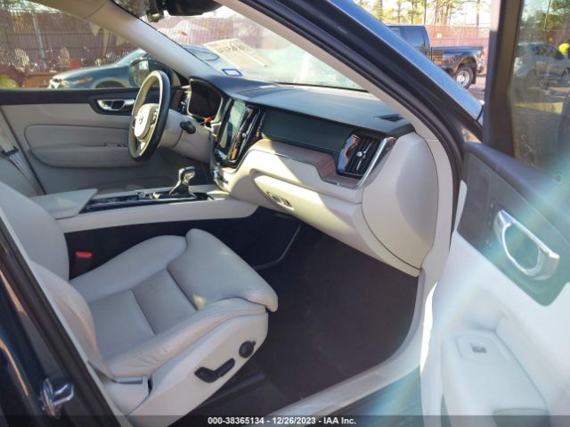 LYV102DL9KB372396 Volvo Xc60 T5 Inscription