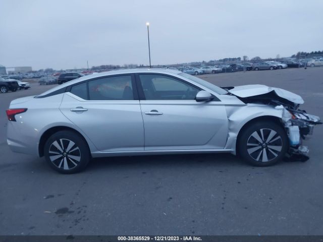 1N4BL4DW6LC225585 Nissan Altima Sv Intelligent Awd