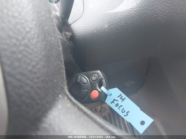 2014 FORD FOCUS SE VIN: 1FADP3F25EL324371