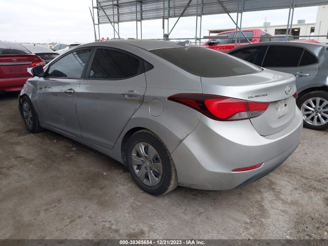 2016 HYUNDAI ELANTRA SE VIN: 5NPDH4AE1GH748006