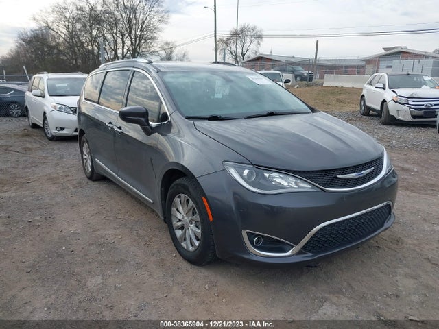 2019 2C4RC1BG5KR596830 main image
