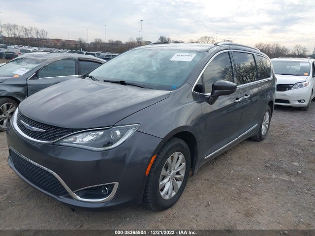 Chrysler Pacifica Touring L 2019 2C4RC1BG5KR596830 Image 2