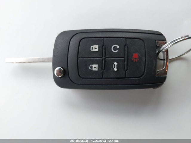 2011 CHEVROLET EQUINOX LS VIN: 2GNALBEC4B1335903